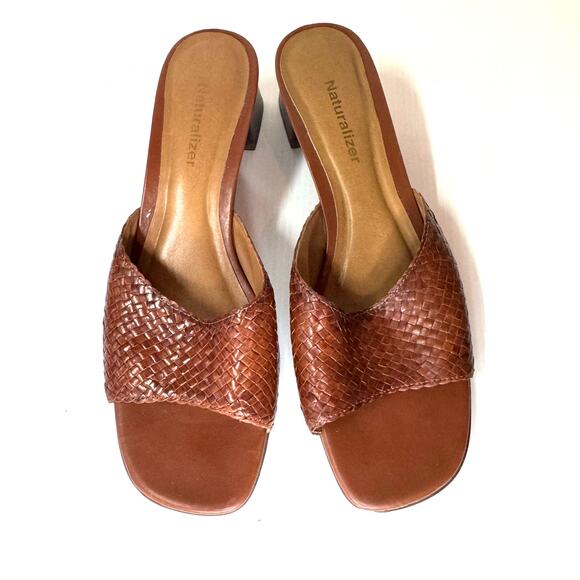 NATURALIZER Woven Leather Mules Size 10 Slides Minimal Preppy Classic Summer - Picture 2 of 11
